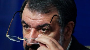 محسن رضایی از نابودی ۱۹ میلیون دلار از ذخایر ارزی ایران خبر داد