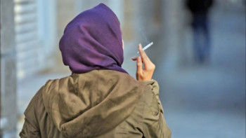 مصرف روزانه سیگار در میان زنان ۱۹۰ درصد افزایش یافت
