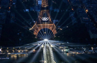 المپیک پاریس زیر باران افتتاح شد