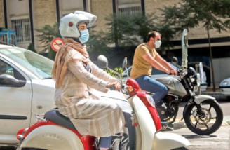 بانوان ایران مجاز به گرفتن گواهینامه موتور سیکلت نیستند